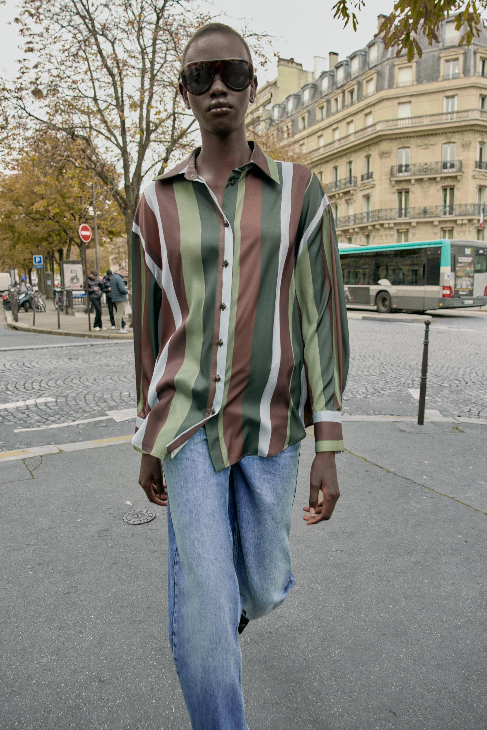 BLOUSE SATINÉE À RAYURES